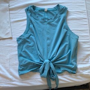 Lululemon cropped tank with tie